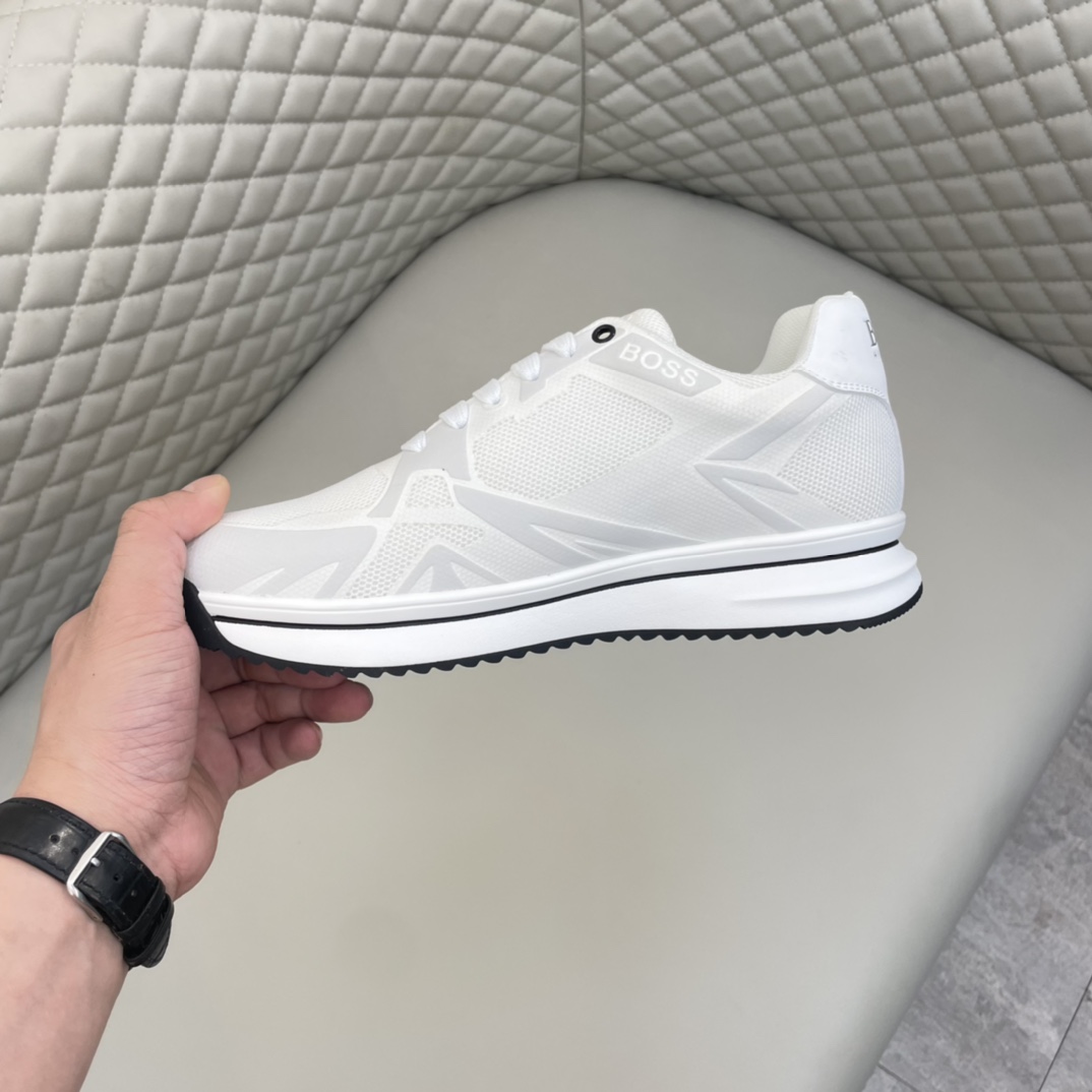 Precio de venta: 180 PMarca: Boss* "Boss*" lowtop sneakersTalla: 38-44 (se puede personalizar hasta 