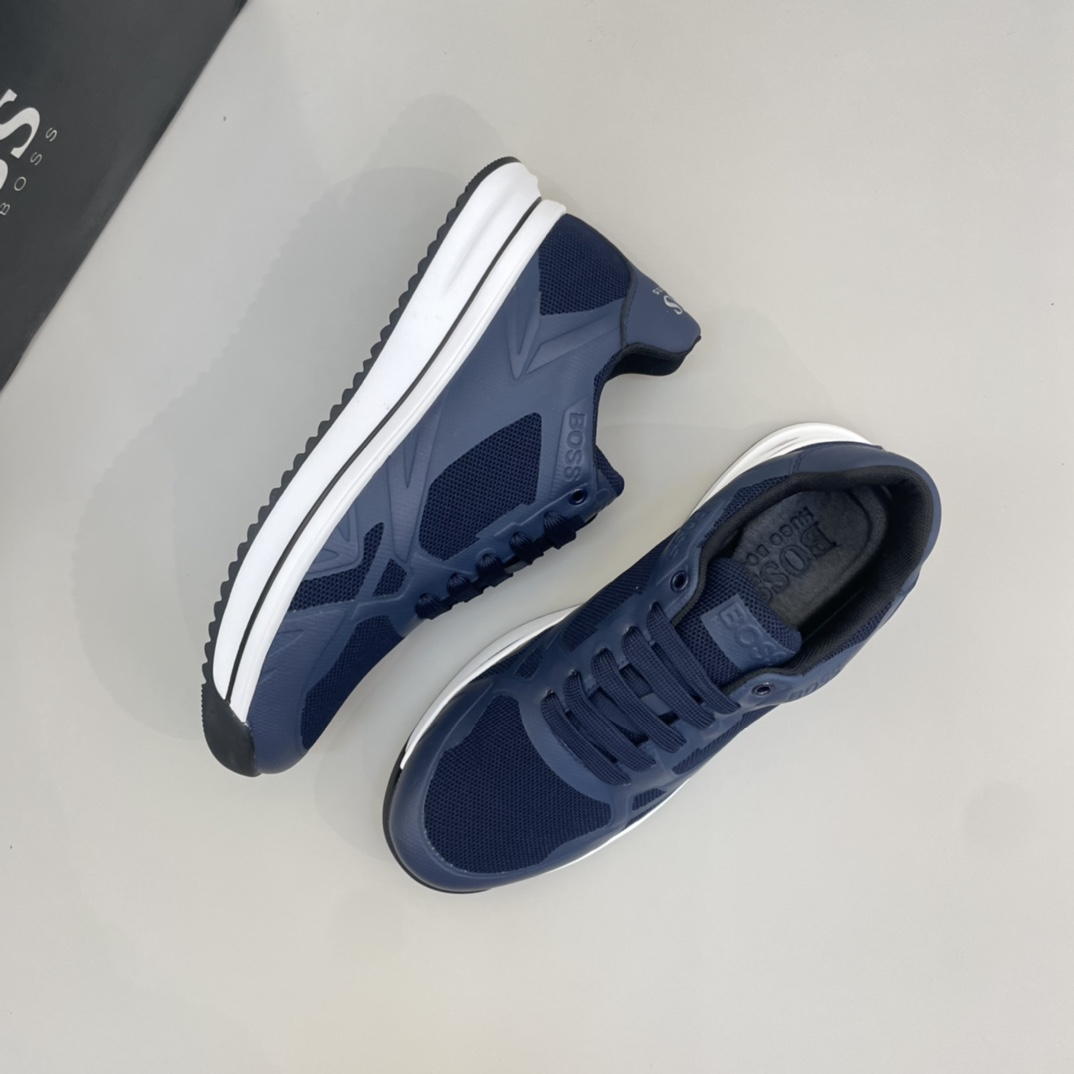 Precio de venta: 180 PMarca: Boss* "Boss*" lowtop sneakersTalla: 38-44 (se puede personalizar hasta 