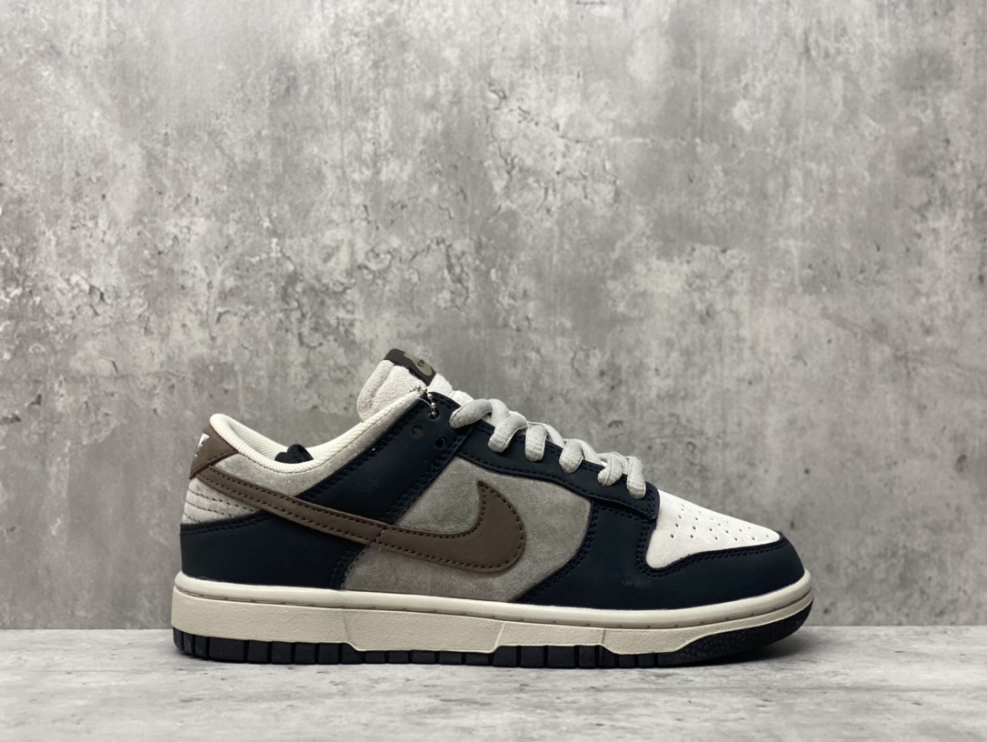 NO:730104,First layer Nike Dunk Low color Otomo Katsuhiro black brown size 36-46 including half size,19860909头层Nike Dunk Low 颜色大友克洋黑棕 尺码36-46含半码,,Men's shoes