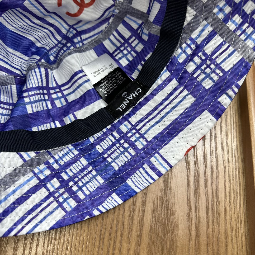 。C家。印花渔夫！【配防尘袋】高端舒适！高端材质！！今年帽子第一流行趋势绝对是渔夫帽！今年的渔夫帽满目玲