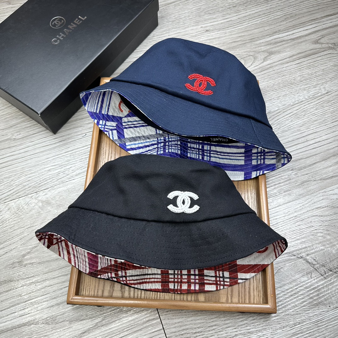 。C家。印花渔夫！【配防尘袋】高端舒适！高端材质！！今年帽子第一流行趋势绝对是渔夫帽！今年的渔夫帽满目玲