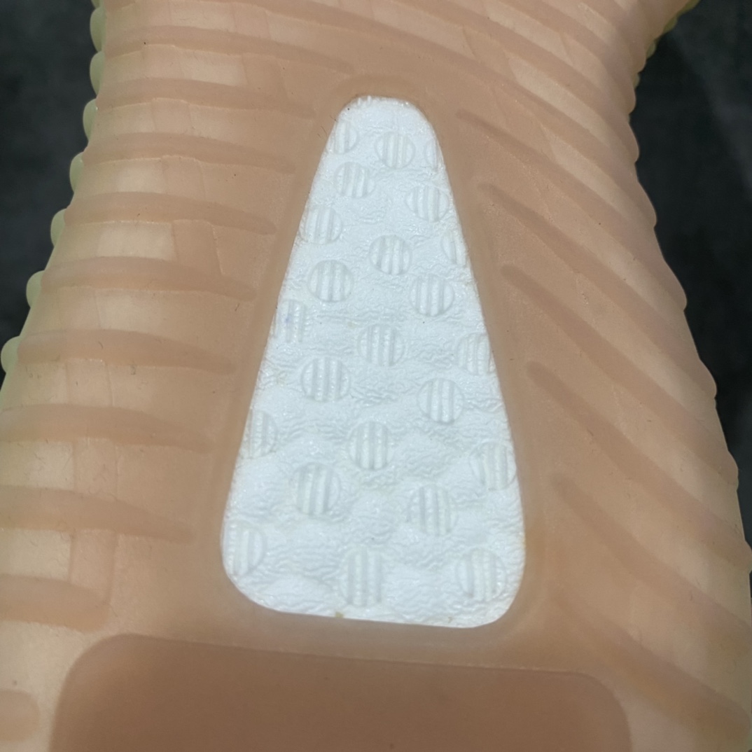 纯原版本Yeezy350V2柠檬拼接