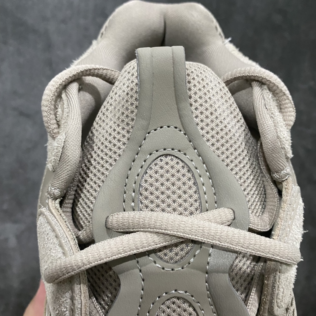 纯原版Yeezy500“TaupeL