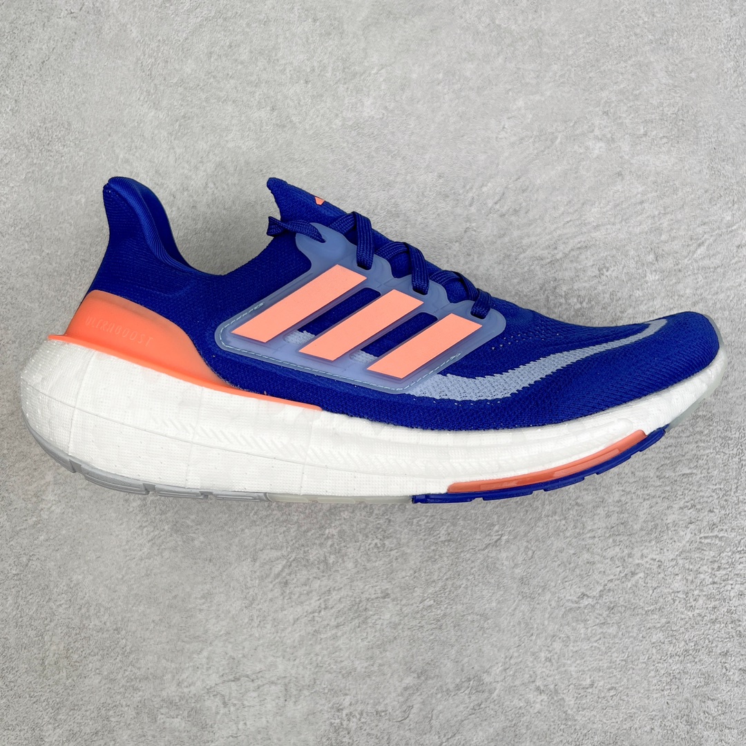 零售💰270 ＃YG纯原 AD Ultra Boost Light UB2023系列低帮袜套式针织透气缓震休闲运动慢跑鞋 HP3343 德国进口巴斯夫大底 全套原纸板楦头开发 原厂特供飞织面配套加持 确保原汁原味 完美呈现版型 一比一还原zp踩屎脚感 原档案底模数据 正确多层组合大底 辰元原厂针织代工 细节还原度极高 独家外贸特供开发至48.5 历经10年不断创新以科技重塑跑步推出全新超轻新科技跑鞋 力求为跑步添活力 搭载LIGHT BOOST中底的新鲜演绎 无论节奏快慢、距离长短 伴你活力畅跑 延续了该系列的设计语言 采用分区编织鞋面 鞋头处网眼孔洞更大 提升透气性 一体式鞋舌 避免运动中出现偏移 实现鞋脚一体性 鞋侧 TPU 材质 有效提供支撑性 镂空的设计 同时减轻整体重量 最明显的则是中底部分 不仅是厚度夸张 大家最熟悉的 Boost 材质终于迎来升级 减重 30% 带来更轻量化的上脚感受 SIZE：39 40 40.5 41 42 42.5 43 44 44.5 45 46 47 48 编码：by2936070-运动鞋