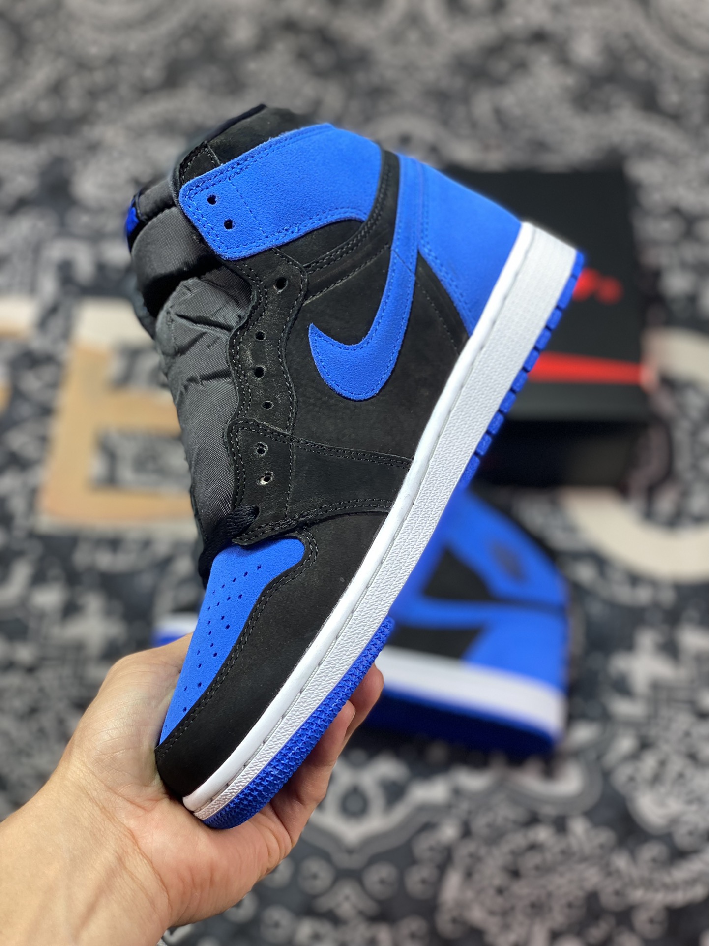 Air Jordan 1 High OG ”Royal Suede” from Dongguan Dachang DZ5485-042