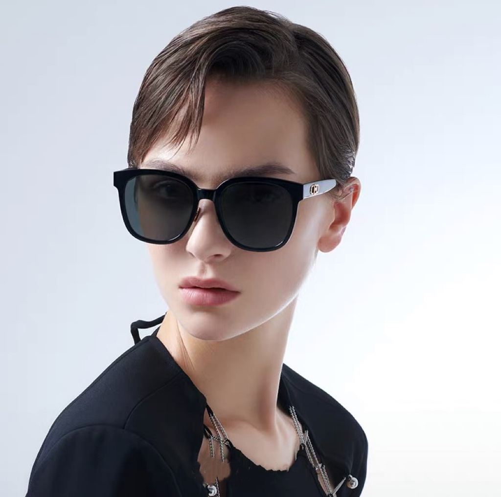 [Burberry Eyewear][Polarized series sunglasses] Original shipment Burberry Int