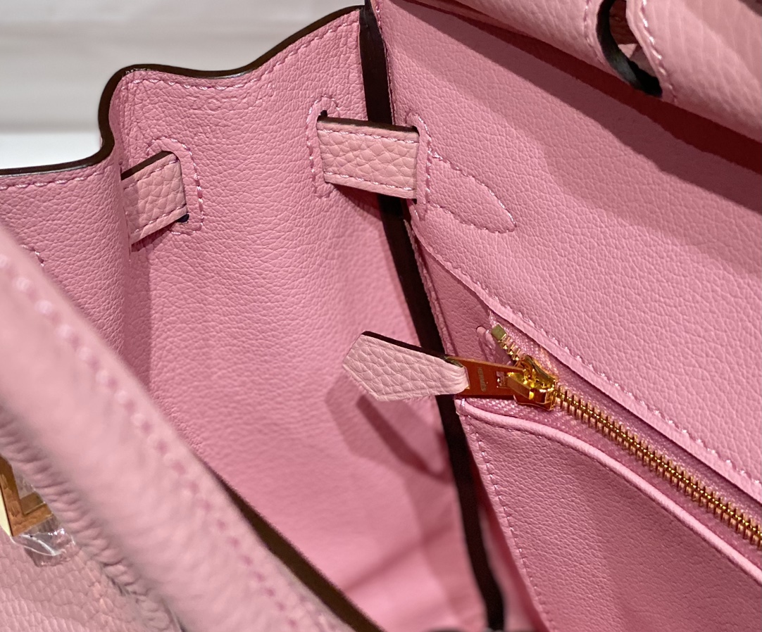 Hermès Luxury Handbag Collection 8