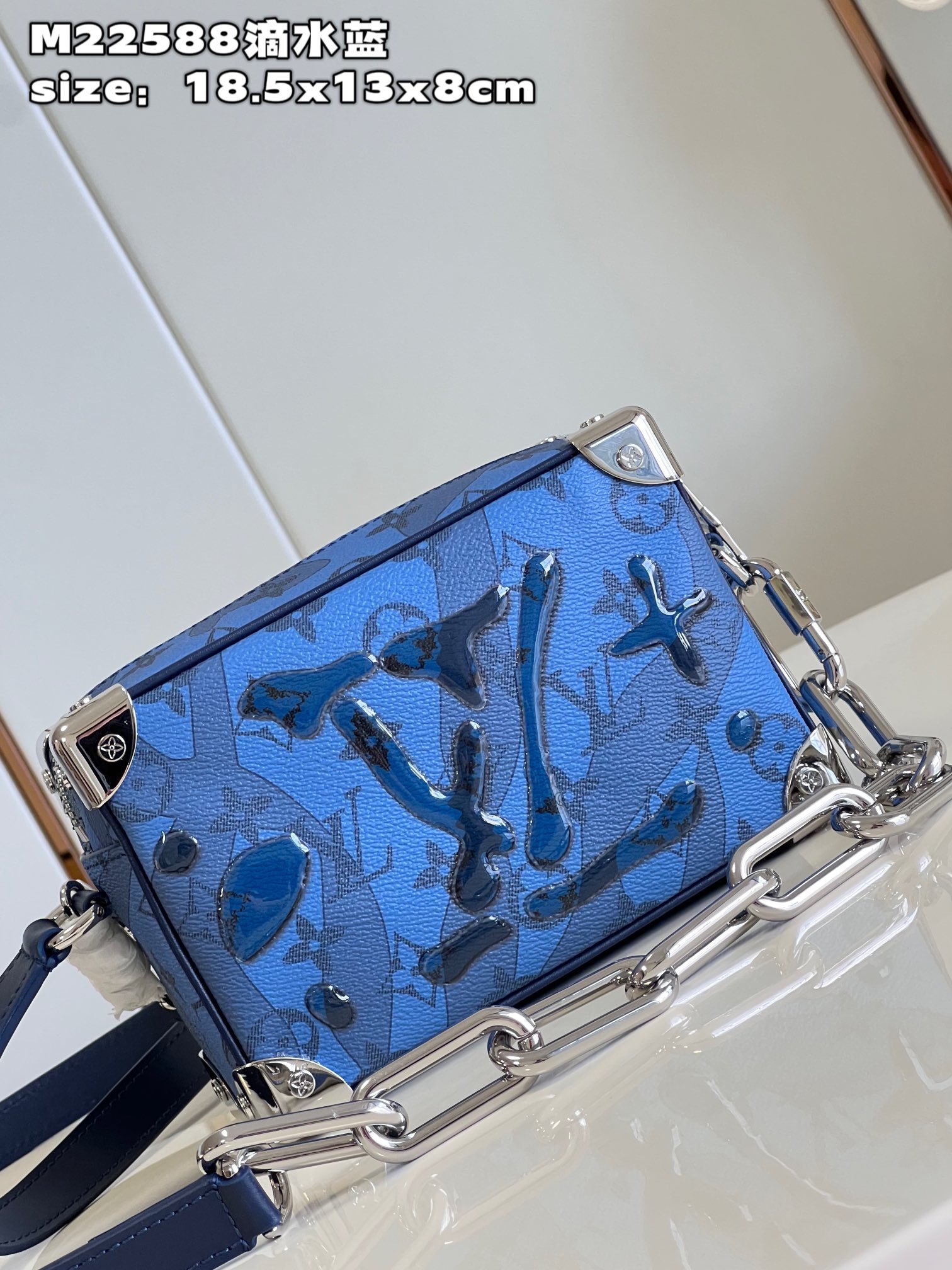 顶级原单M22588滴水蓝本款MiniSoftTrunk手袋以MonogramAquagarden帆布解