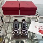 Valentino Shoes Sneakers Unisex Sweatpants