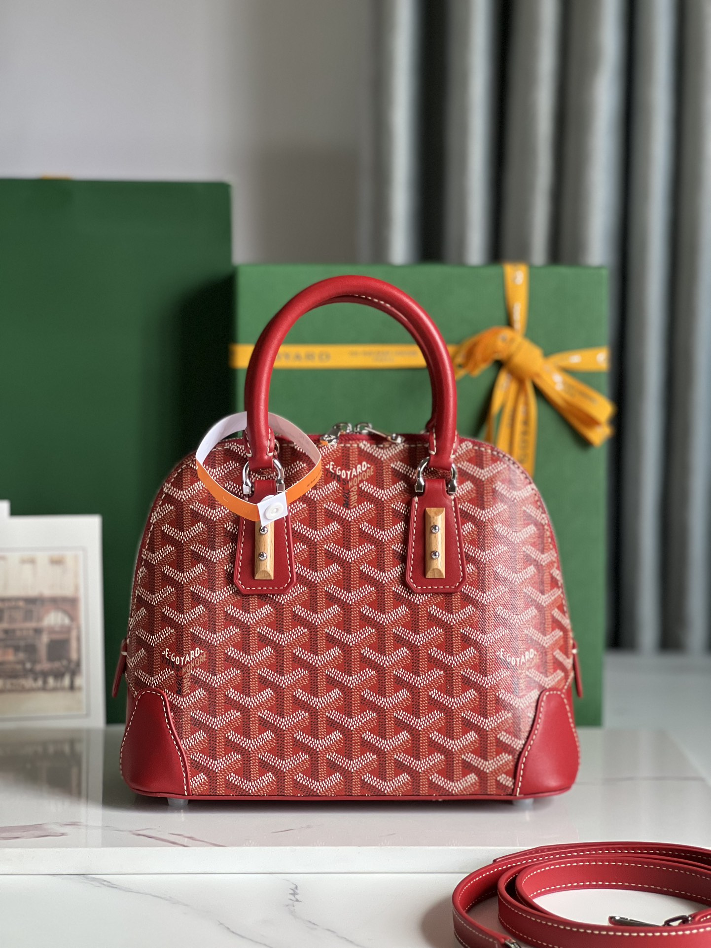 （戈雅）💕新品 Goyard Vendôme经典贝壳包™传承了品牌独一...