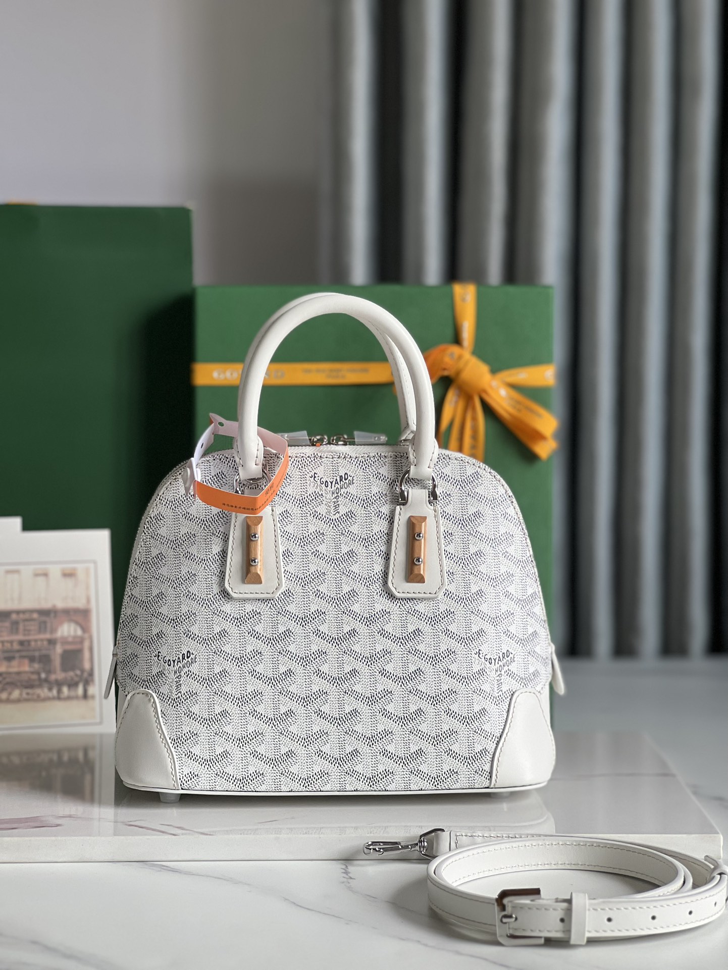 （戈雅）💕新品 Goyard Vendôme经典贝壳包™传承了品牌独一...