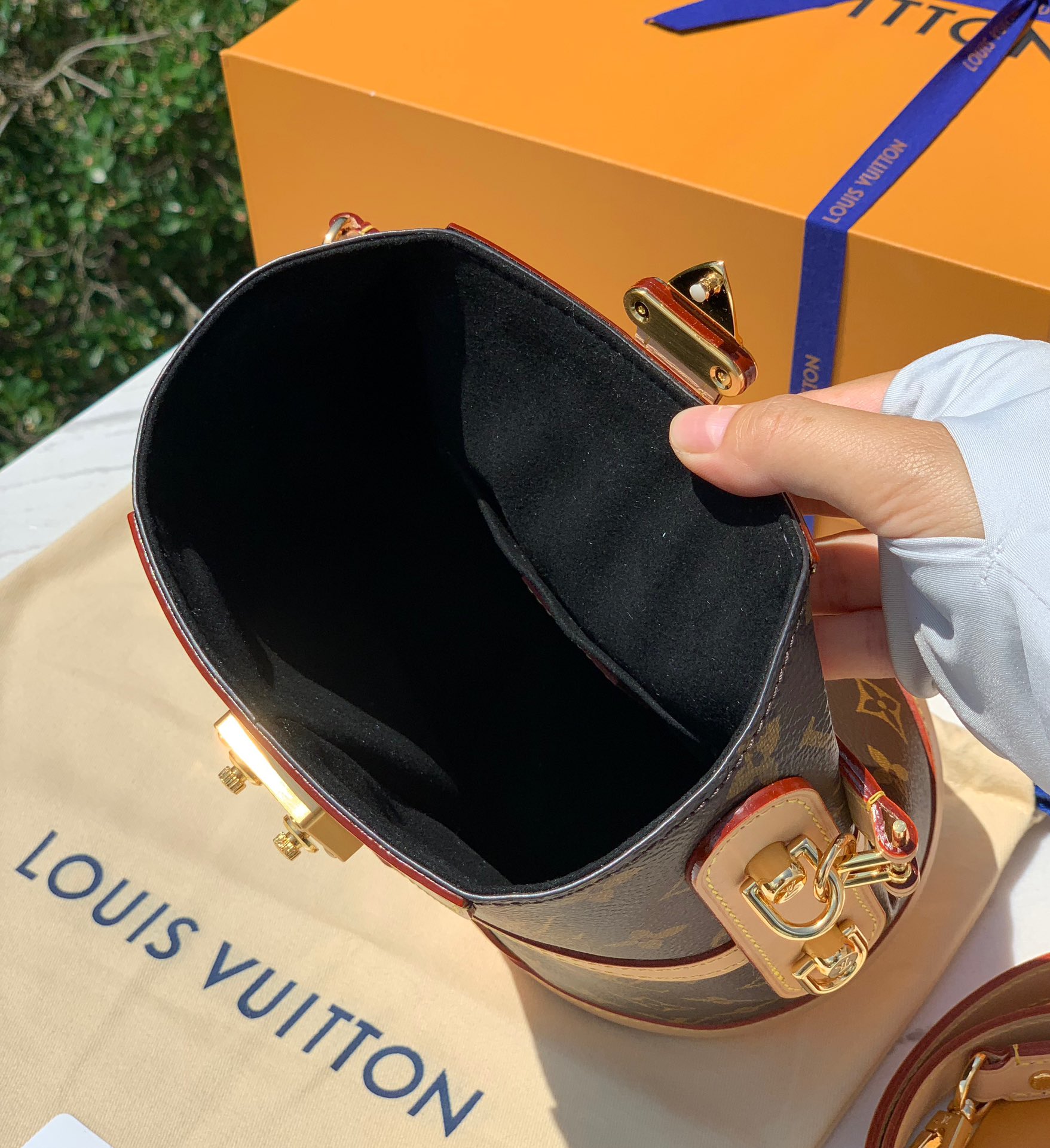 🌼m43587尺寸22*23*14㎝ 正宗海外渠道的Lv薯条包到货！这是一款备受大家钟爱的Duffle手