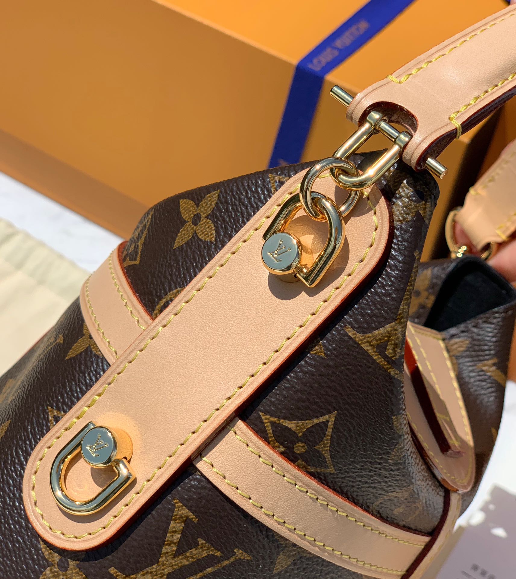 🌼m43587尺寸22*23*14㎝ 正宗海外渠道的Lv薯条包到货！这是一款备受大家钟爱的Duffle手