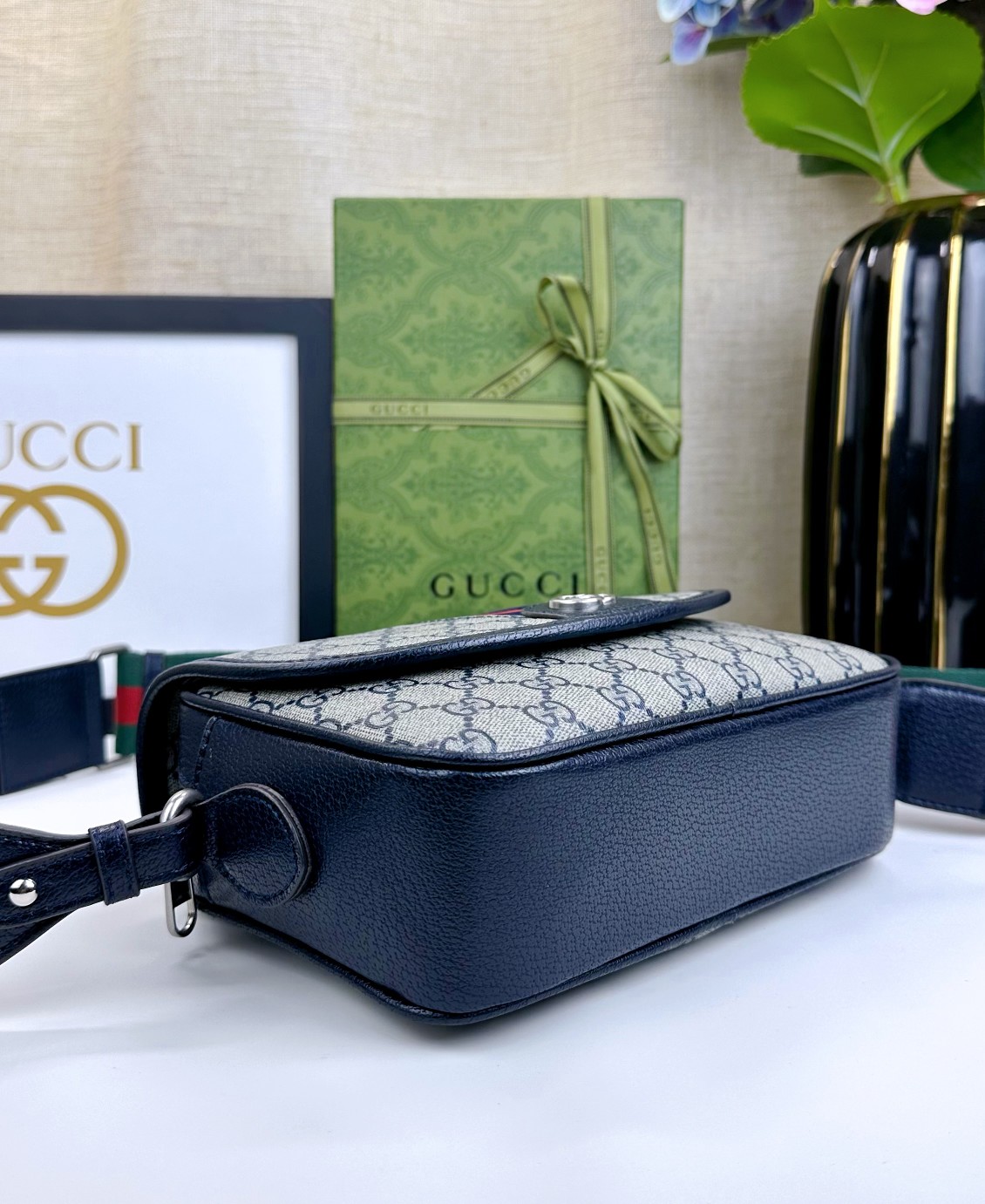 GUCCI Ophidia迷你GG肩背包 - パンクスタイルの魅力