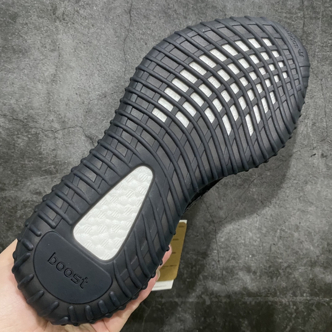 纯原版Yeezy350V2暗黑暴龙兽