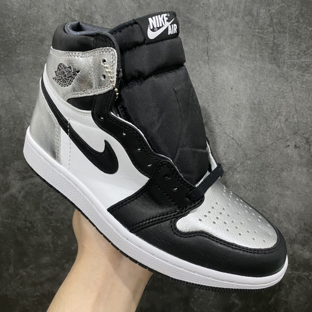 图片[3]-【JS纯原】Air Jordan 1 Retro High AJ1黑银脚趾高帮CD0461-001n原鞋原楦头纸板开发n鞋型后跟收腰弧度完美 原厂Prime Asia皮料打造正确鞋垫背胶 飞翼3D高频深度立体原厂配件 钢印齐全 高价零售首选版本 尺码：40-48-莆田鞋批发中心