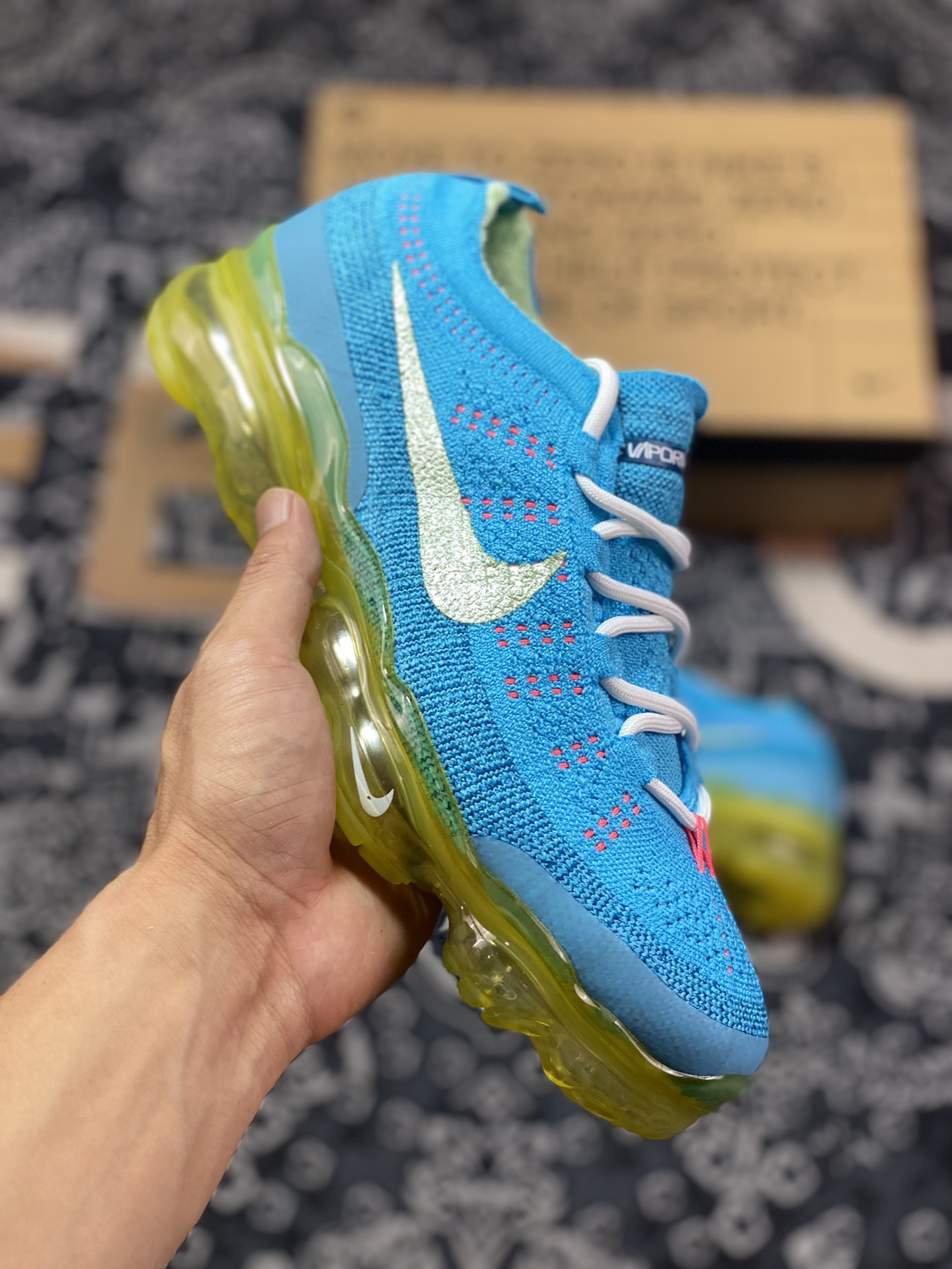 耐克Nike Air VaporMax 2023 Flyknit FK”Baltic Blue“2023款大气垫慢跑鞋“浅月蓝桃粉黄”DV1678-400