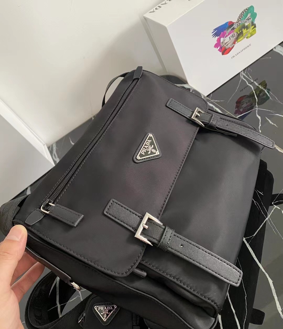 p700 ポストマンバッグ サフィアーノレザー 調整可能