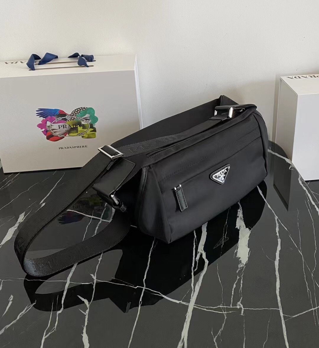 P ブランド クラシック メッセンジャーバッグ ショルダー