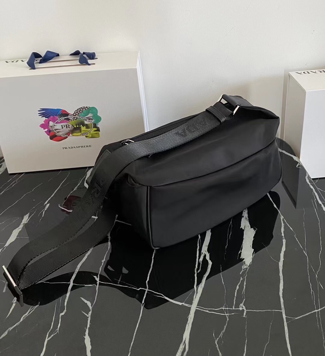 P ブランド クラシック メッセンジャーバッグ ショルダー