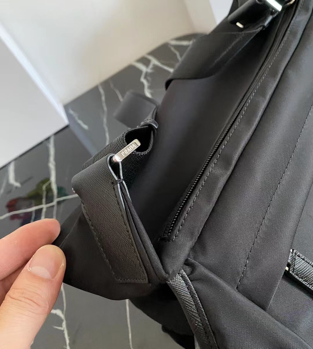 P ブランド クラシック メッセンジャーバッグ ショルダー