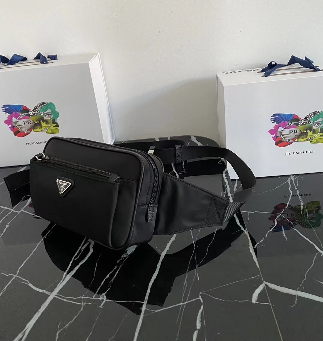 プラダ ブラック ナイロン レザー ウエストバッグ メンズ レディース