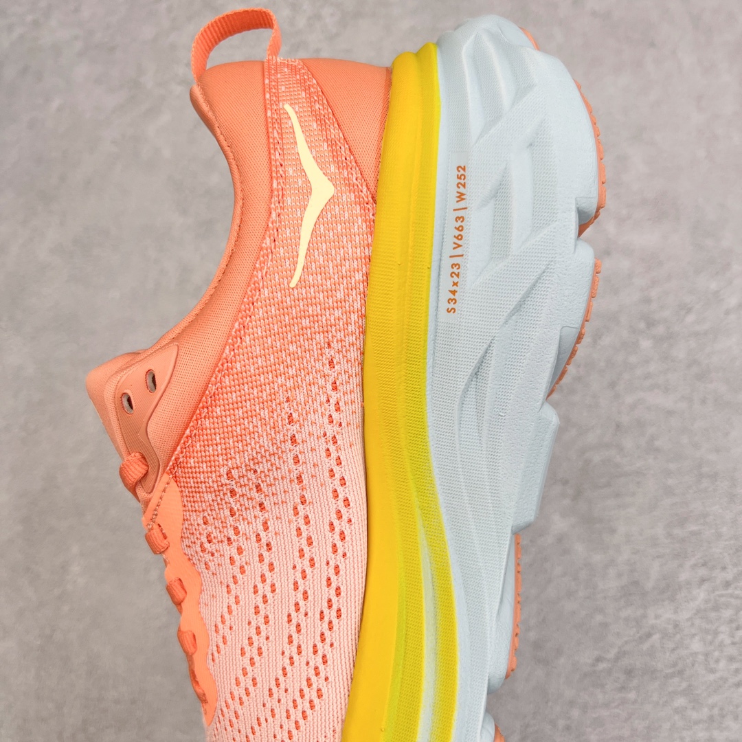 图片[7]-＃福利特价 HOKA ONE ONE Bondi 8 邦代八代缓震网面耐磨低帮跑步鞋 原始的 Bondi 缓震和线条在这里 提供该特许经营权众所周知的柔软、平衡的乘坐体验 Bondi 使用加长的摇杆微调几何形状 以获得更大的加速度 同时由于采用碳纤维板 还可以提供更平稳的脚趾离地 尺码：36 36.5 37.5 38 38.5 39 40 40.5 41 42 42.5 43 44 44.5 45-选品中心