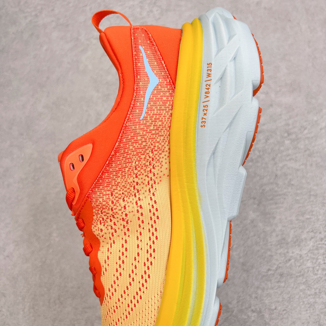 图片[7]-＃福利特价 HOKA ONE ONE Bondi 8 邦代八代缓震网面耐磨低帮跑步鞋 原始的 Bondi 缓震和线条在这里 提供该特许经营权众所周知的柔软、平衡的乘坐体验 Bondi 使用加长的摇杆微调几何形状 以获得更大的加速度 同时由于采用碳纤维板 还可以提供更平稳的脚趾离地 尺码：36 36.5 37.5 38 38.5 39 40 40.5 41 42 42.5 43 44 44.5 45-选品中心