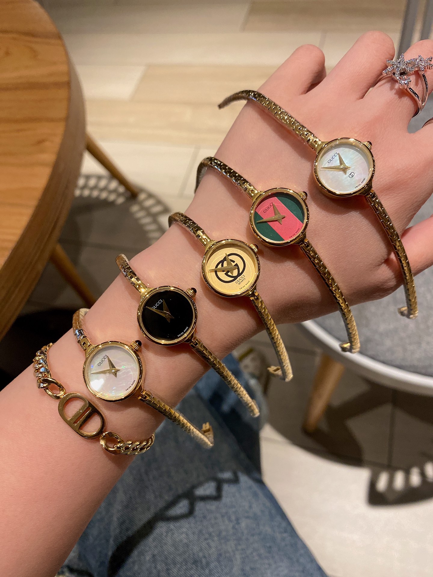 Vintage Japanese Watches: Timeless Style and Elegance in 693 Collection - 图片 9
