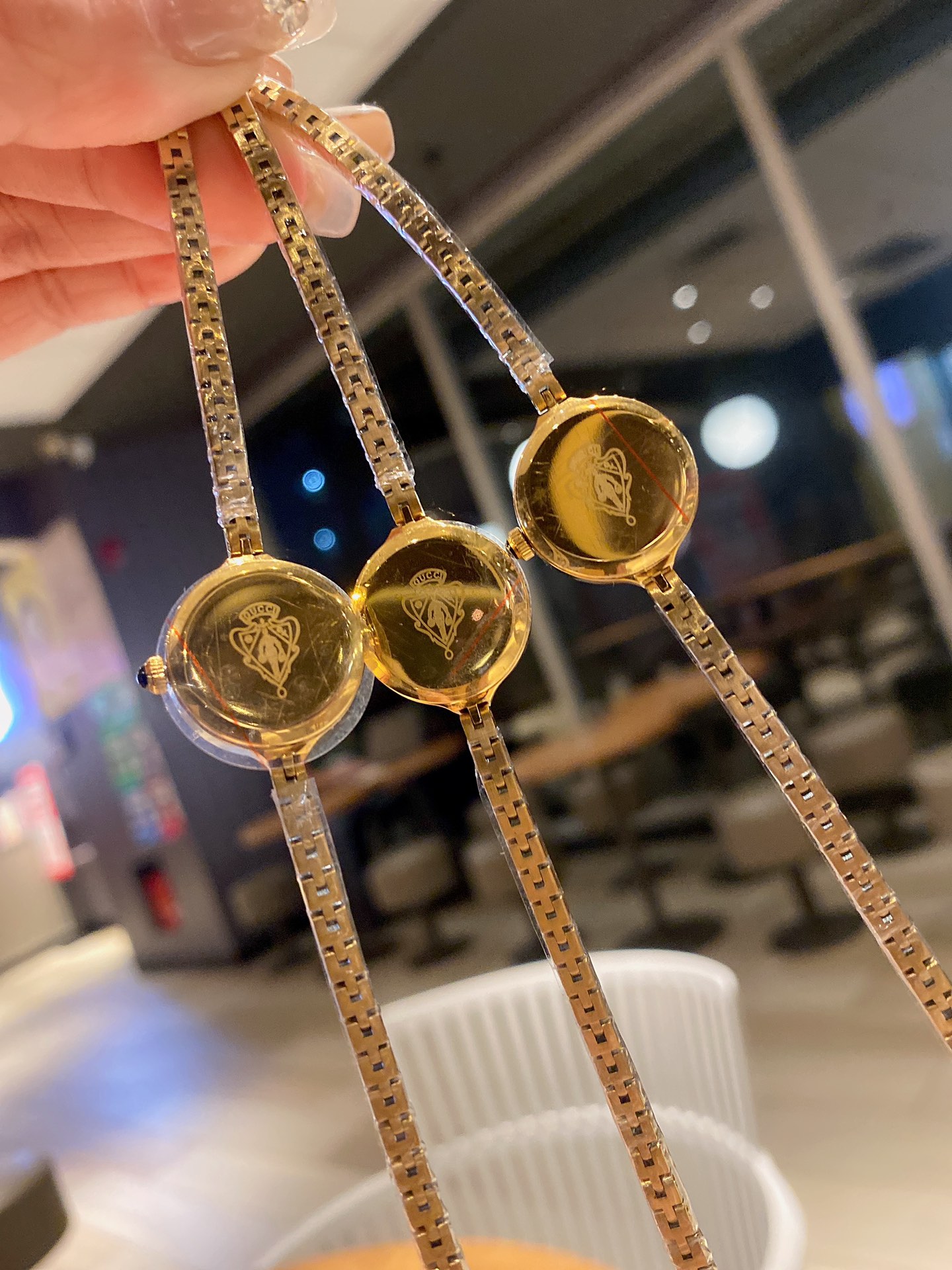 Vintage Japanese Watch: Rich Lady’s Stylish Timepiece with Simple Functionality - 图片 4