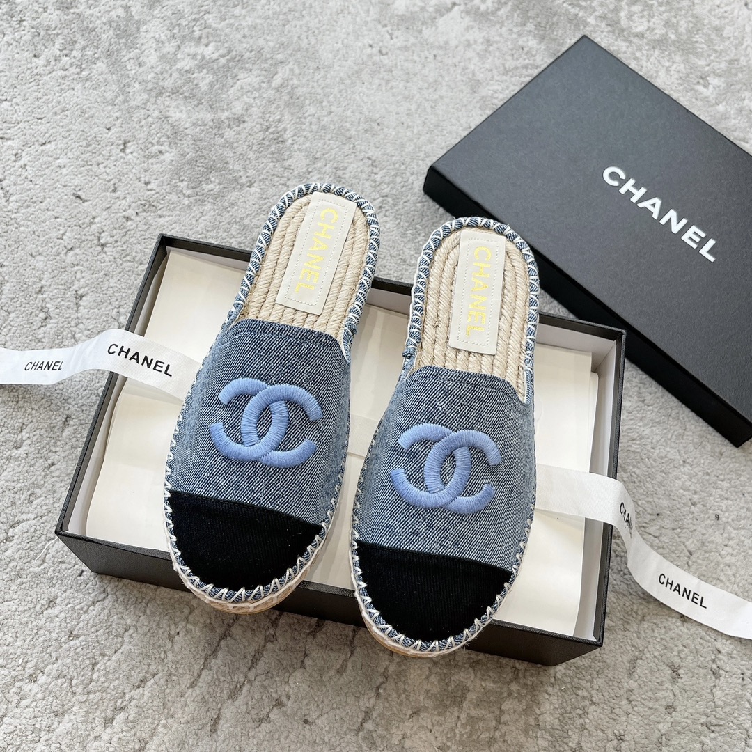 CHANEL espadrilles classiques en tissu et cuir, tissu importé, cuir d'agneau de boutique, parfaites pour la maison et les voyages