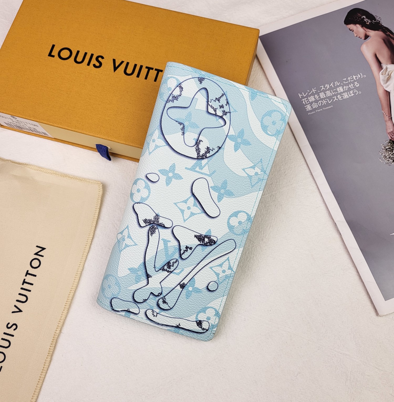 Close-up of the leather texture on a mens bifold wallet