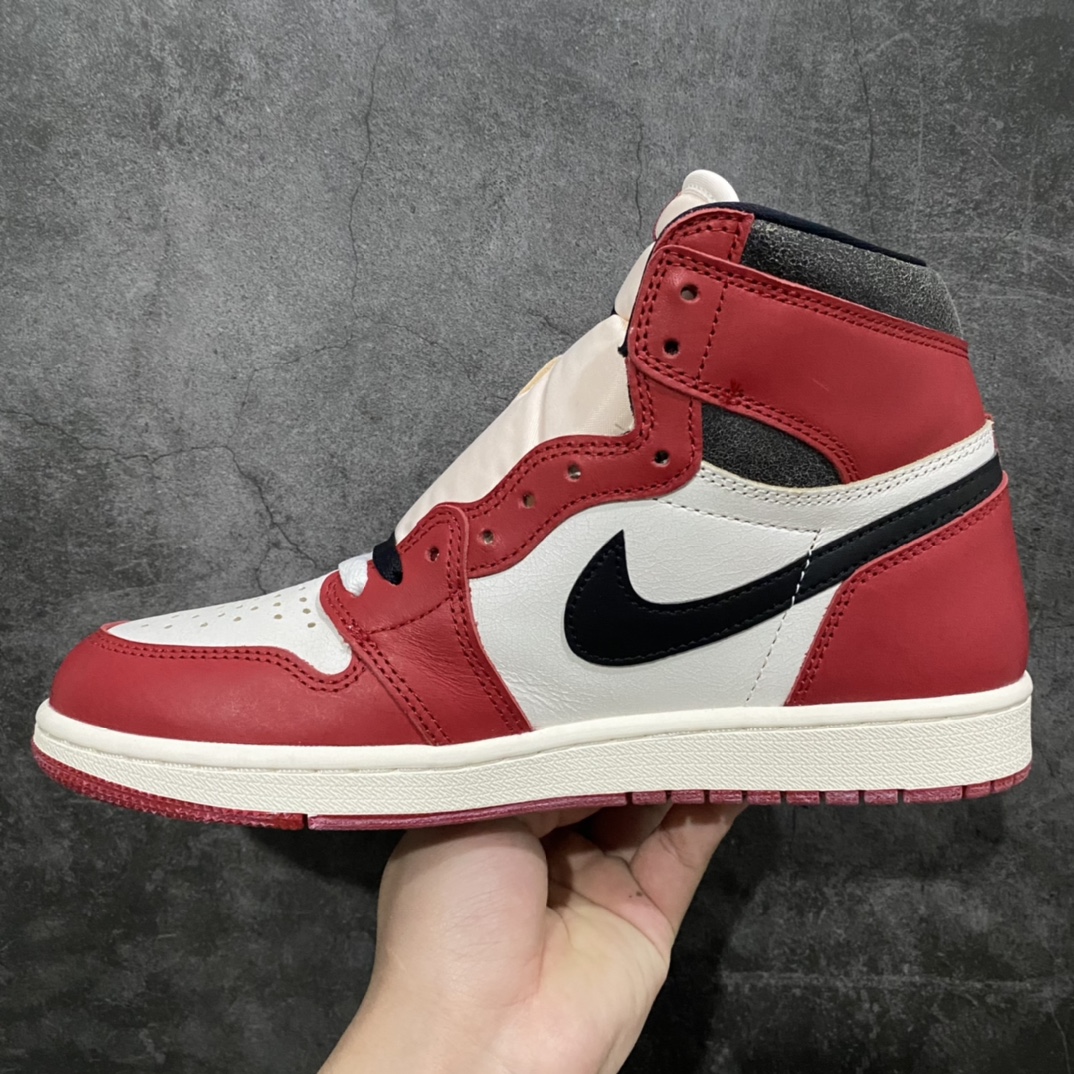 图片[2]-【Y3版本】Air Jordan AJ1做旧复古芝加哥 货号：DZ5485-612n市场第一梯队版本全鞋使用原厂皮打造做旧效果与原鞋完全一致n原厂楦头打造完美鞋型n原汁原味公司货味道的产物！n品质远强于市售各代号纯原版n对比原鞋几乎看不出差距😀欢迎对比pk 尺码：40.5-47.5-莆田鞋批发中心