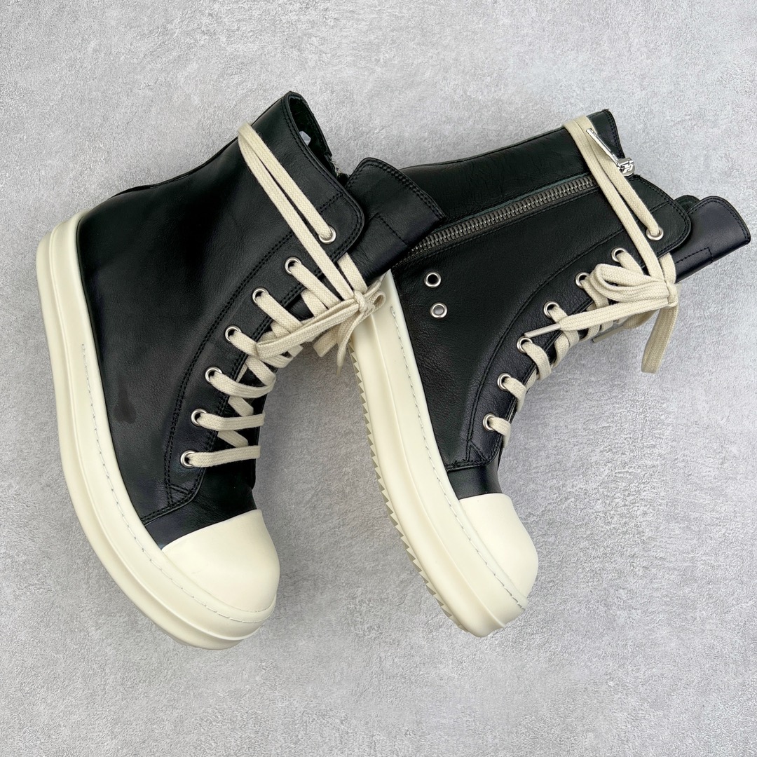 图片[3]-💰480 ＃DG纯原 Rick Owens Edfu 瑞克·欧文斯高帮皮面时尚运动板鞋 黑白 二级市场已经7K以上 平台客户随意卖四位数 RO广东原厂出品 纯原天花板 原版一比一复刻 冲正绝不翻车 还原度达到百分之98以上 原楦开发纸版版型 ZP拆解原版1:1复模裁片纸版 力求做到0错位 这样才能达到和zp一致的鞋型味道 采用进口cnc数控机床开发对版独家tpu奶香大底 区别于市场所有版本 zp同源全头层粒面小牛皮 达到和zp一致手感 原厂进口细纹布 万邦订购原厂高弹粉红色海绵 内里搭配软质细腻羊皮 TPU高密度大底 软硬度透光度高已经测试和原版一致 尺码：36 37 38 39 40 41 42 43 44 45 46 编码：by5936050-运动鞋