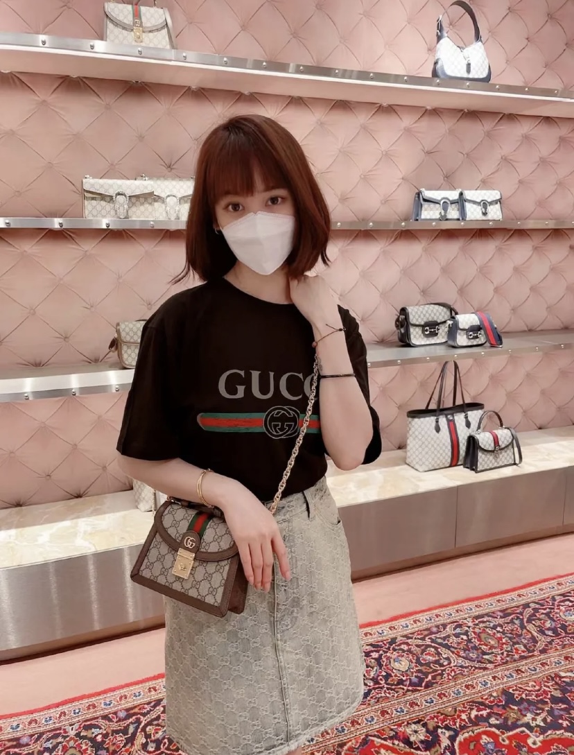 Gucci Exquisite fashion chain bag is officially on sale 696180