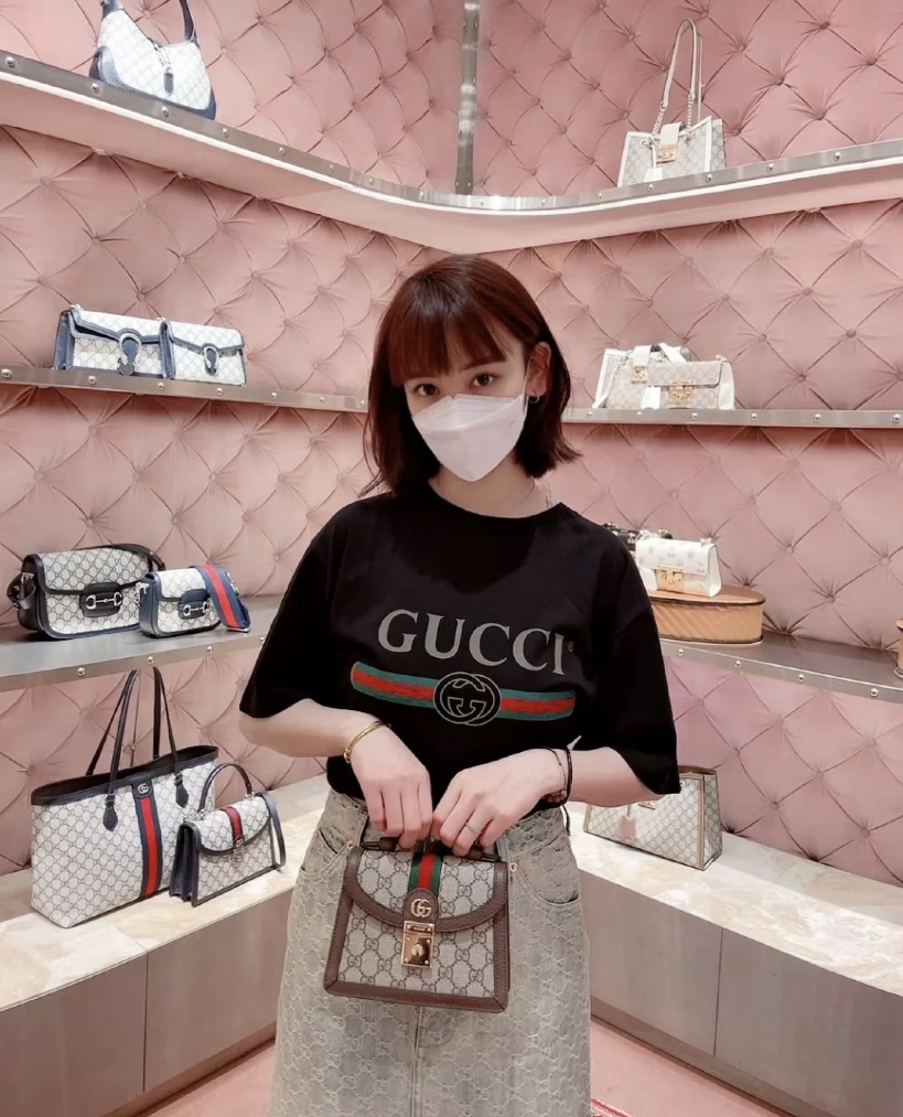 Gucci Exquisite fashion chain bag is officially on sale 696180