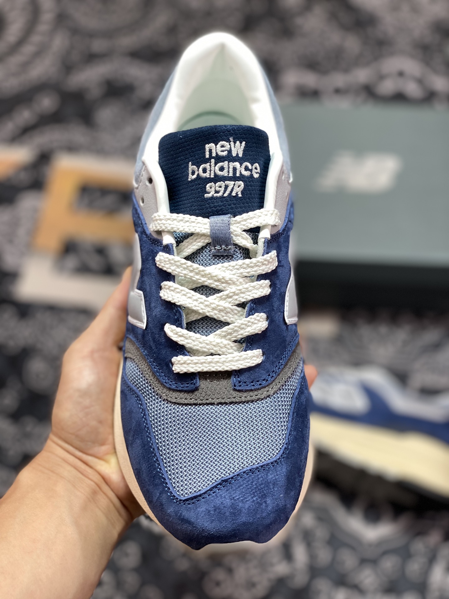 New Balance 997R ”Navy” improved series low-top classic jogging shoes ”Navy blue silver beige bottom” U997RHB