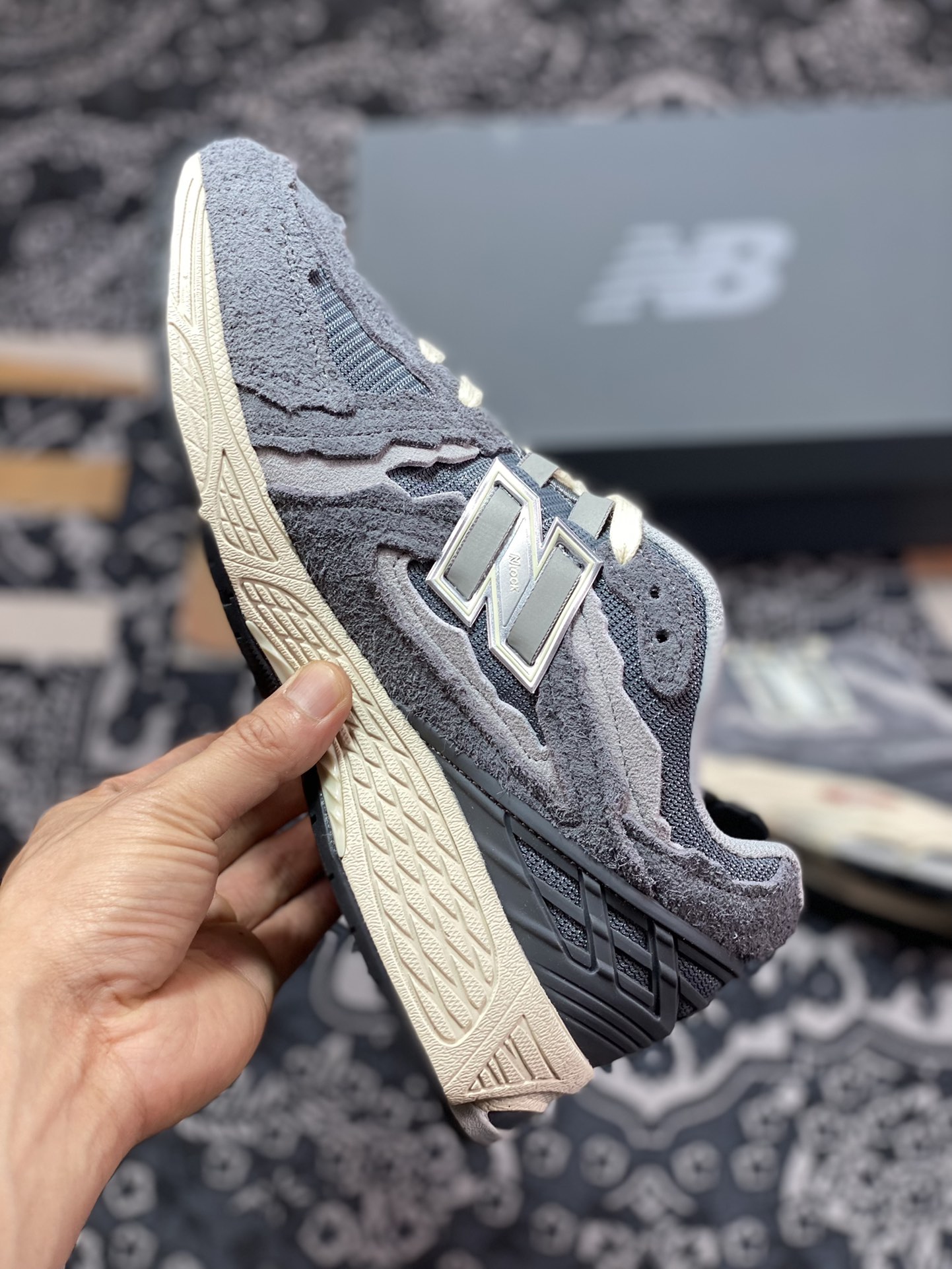 New Balance Retro Casual Running Shoes M1906DA