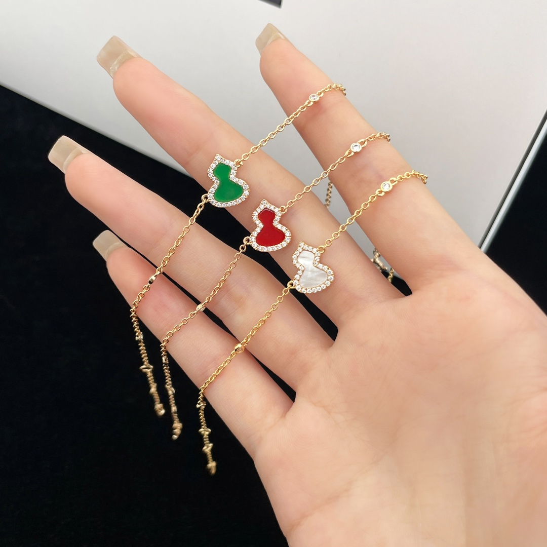 Jewelry Bracelet Green Red Chains