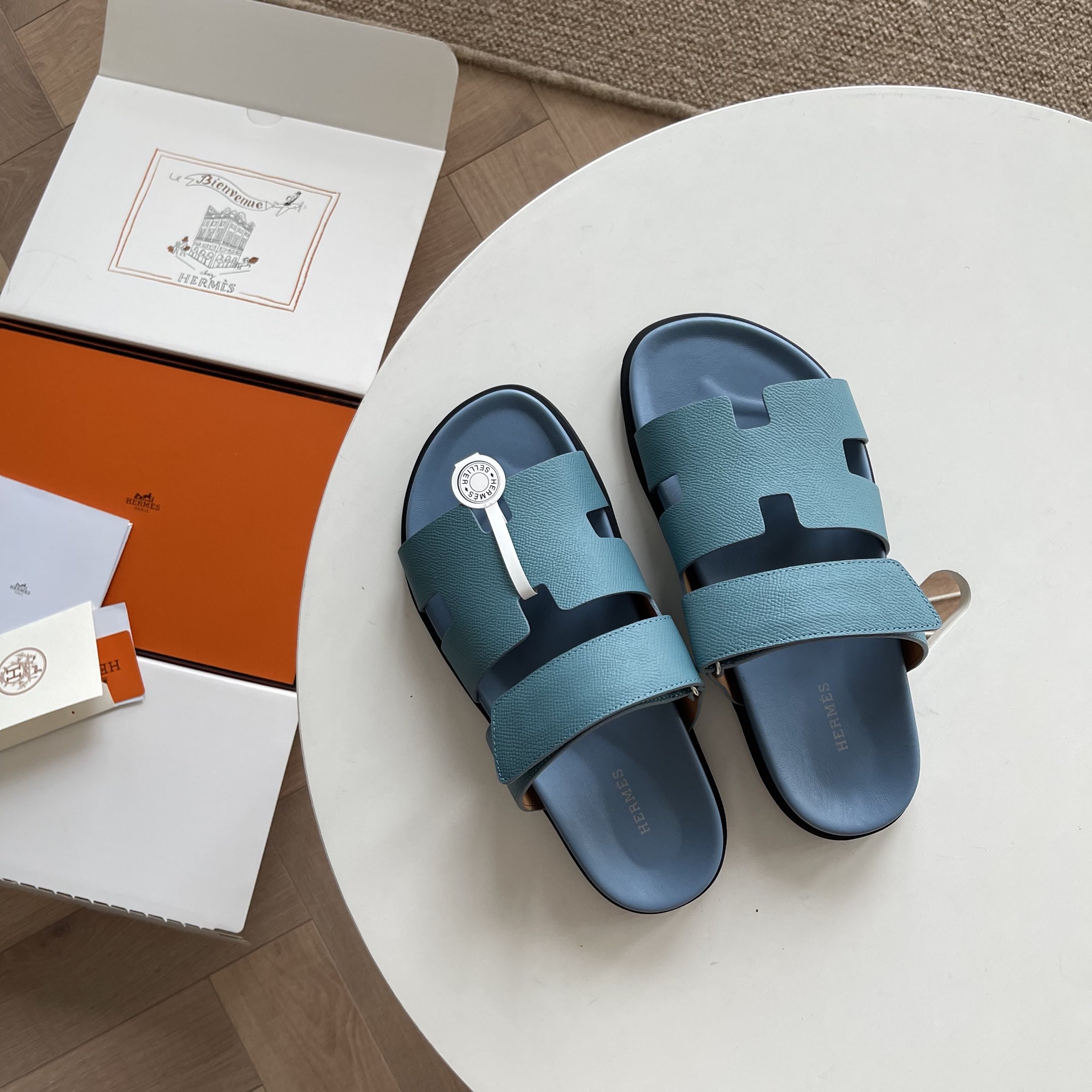 Hermes Buty Sandały Skóra cielęca krowia Epsom Guma Casual