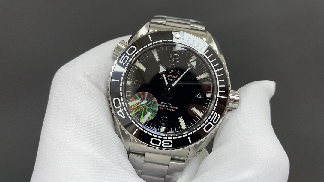 Omega 欧米茄 海马600 三针 白钢 43.5mm 8900机