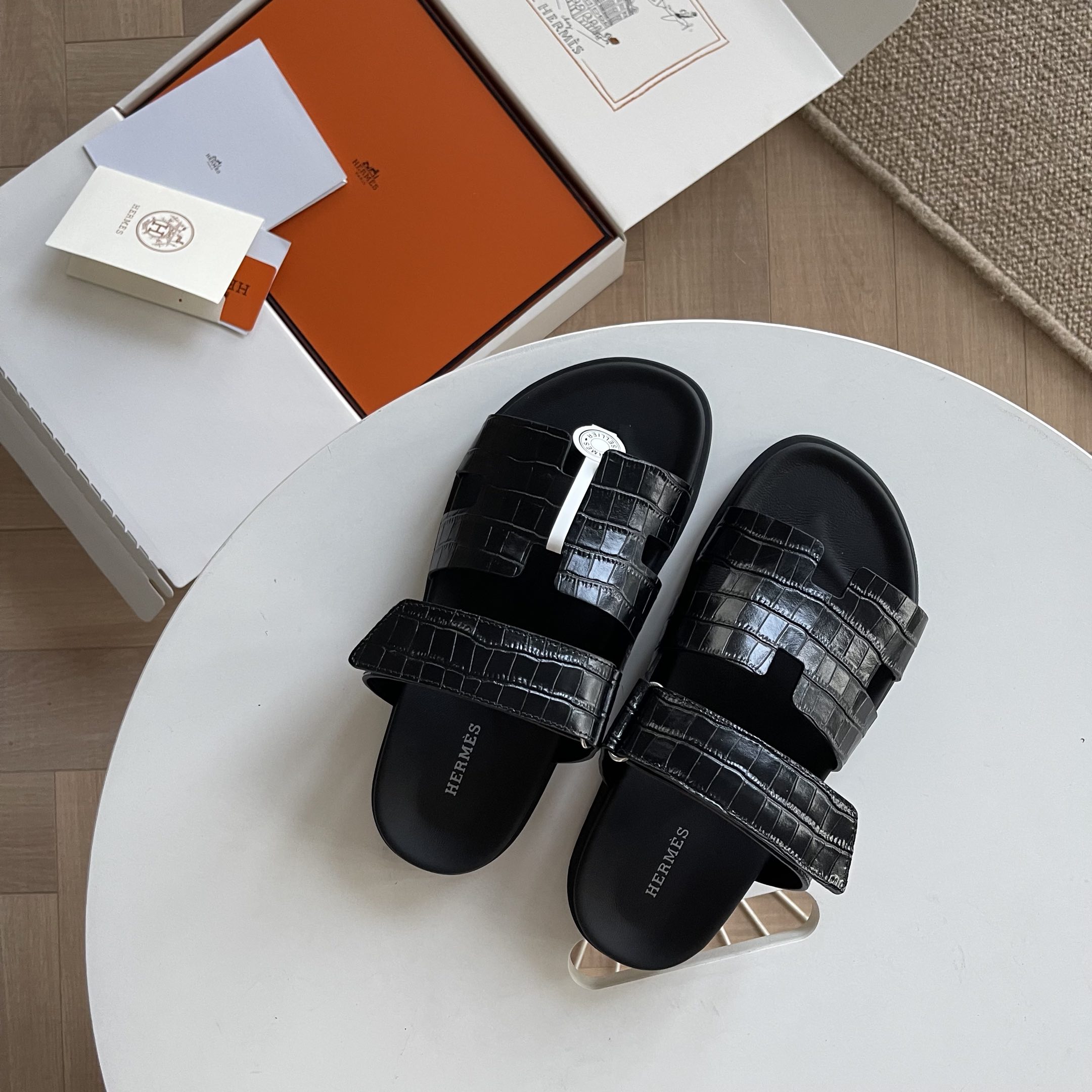 Venta
 Hermes Zapatos Sandalias Piel de vaca Cuero Epsom Caucho Casual