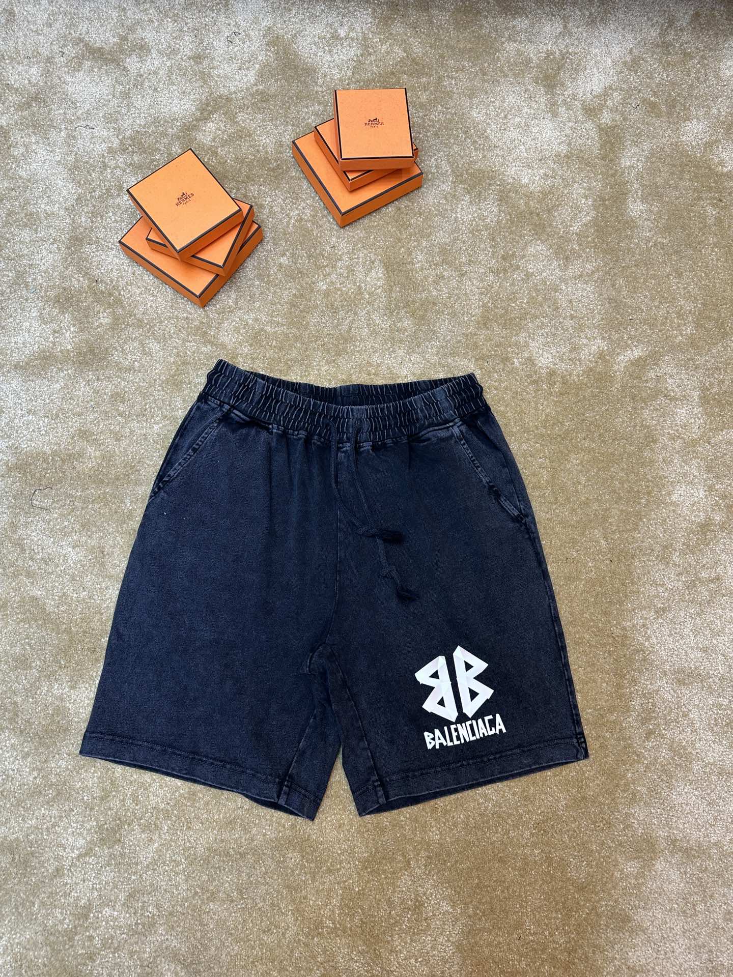 路易威登 Louis Vuitton 高定典藏名品高定成衣时装外套连衣裙衬衫T恤 #B5E6FE7A 6