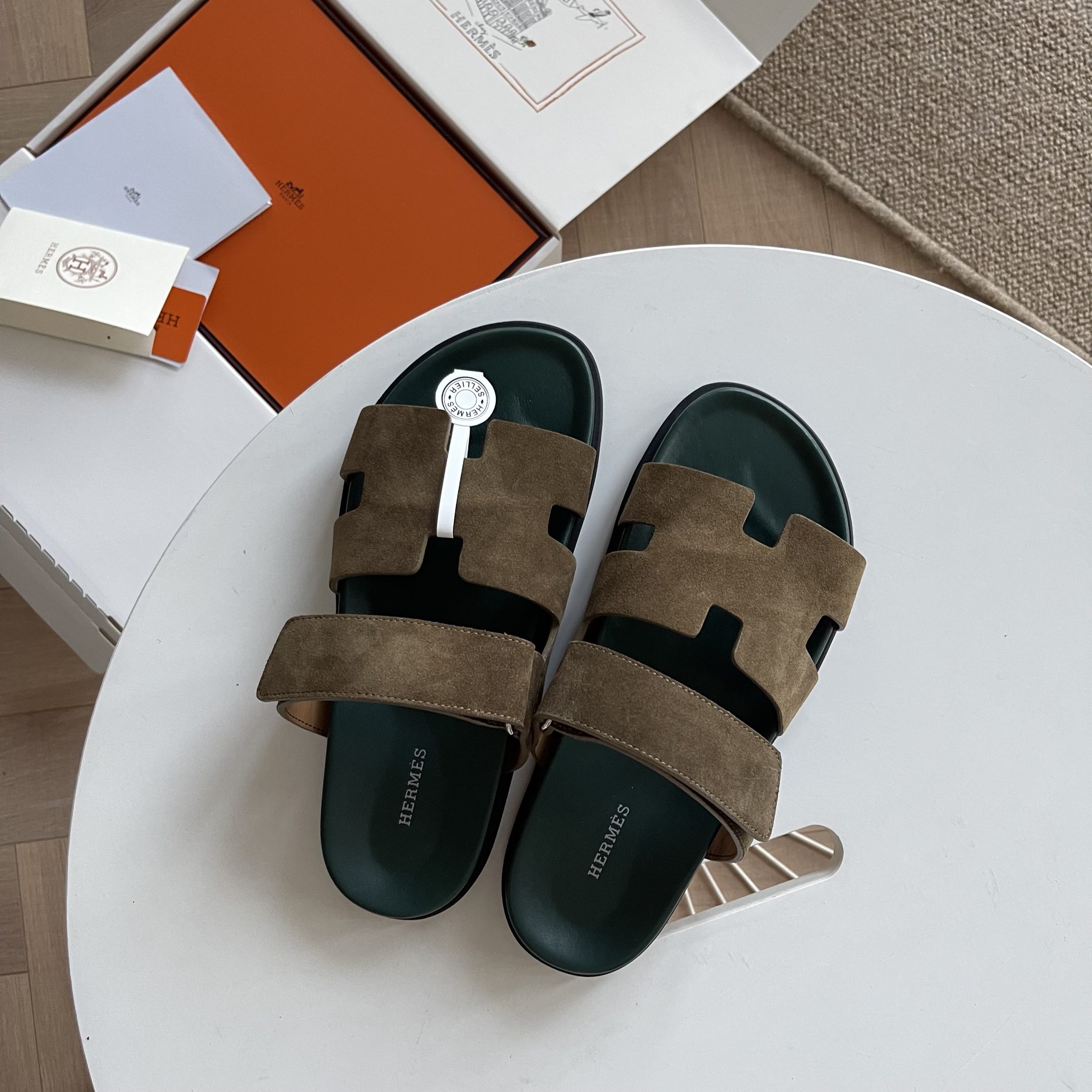 Hermes Buty Sandały Skóra cielęca krowia Epsom Guma Casual