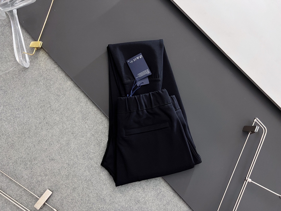Louis Vuitton Haute Couture Haute Couture Ready-to-Wear Clothing Dress 9