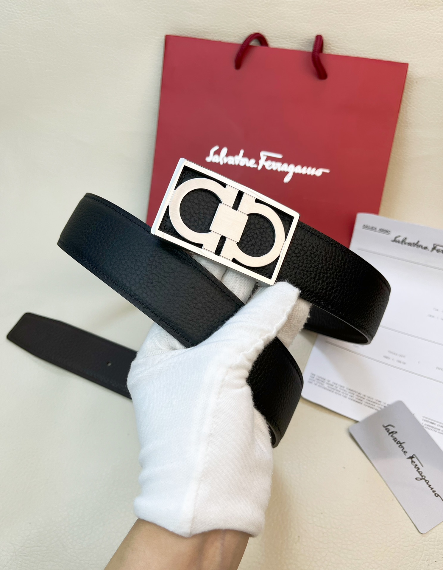 ️️️最新款上市啦品牌FERRAGA
