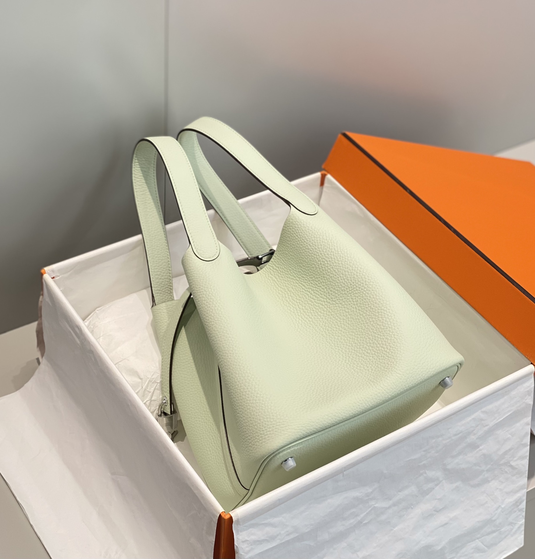 Hermès Picotin Lock 22 in Vert Bosphore Leather Bucket Bag 4 i1688741424 2663 2