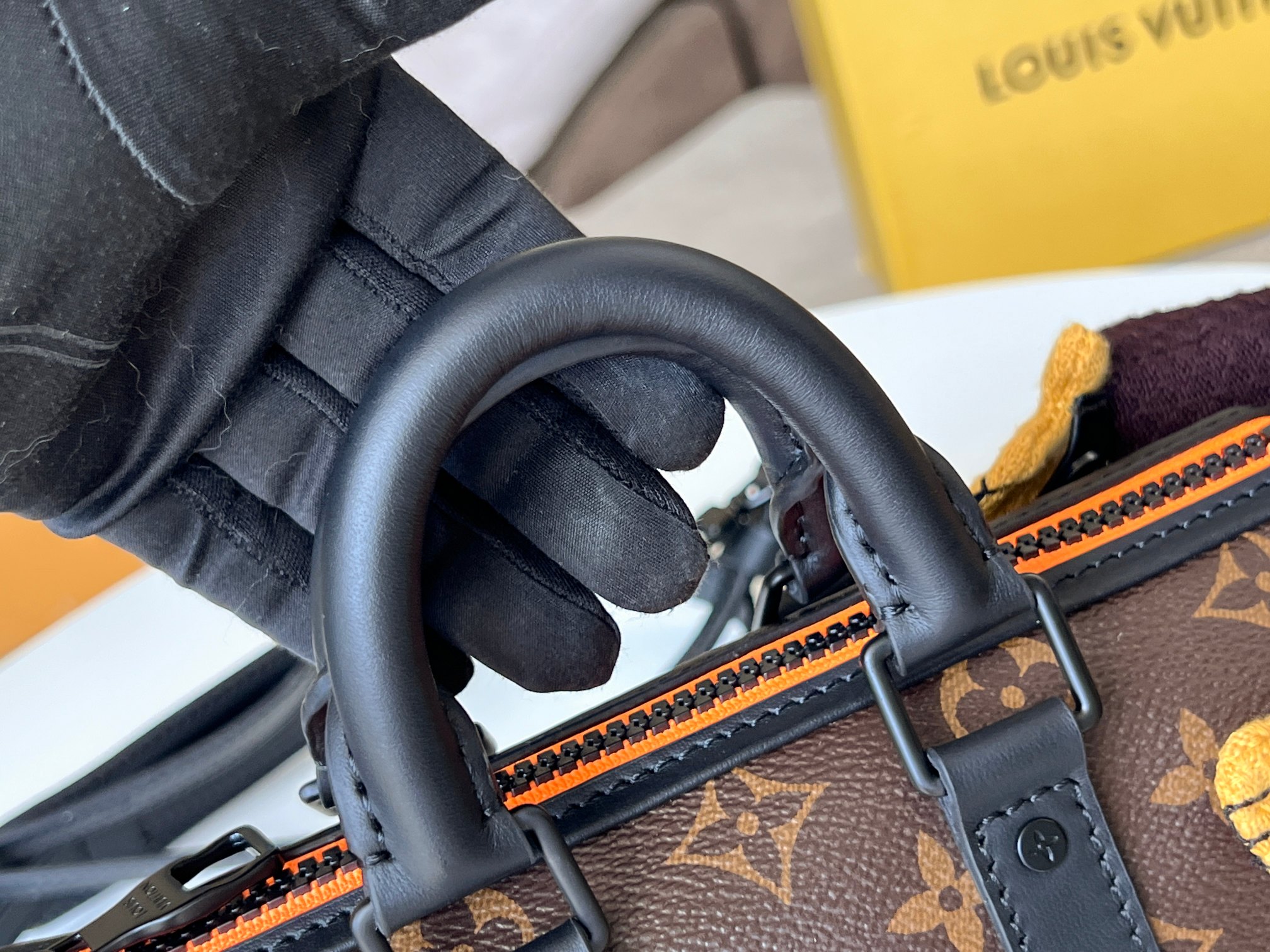 NO:201007,Original order [KEEALL NANO handbag] M80118 Monkey Doll Spring and Summer Series, Men's Art Director Virgil Abloh launches Keeall Nano handbag for more details...,LV [Top Original order],louis vuitton19860909原单【KEEALL NANO 手袋】M80118 猴子玩偶春夏系列,男装艺术总监 Virgil Abloh 推出 Keeall Nano 手袋更多细节……,LV【顶级原单】,louis vuitton,Bag