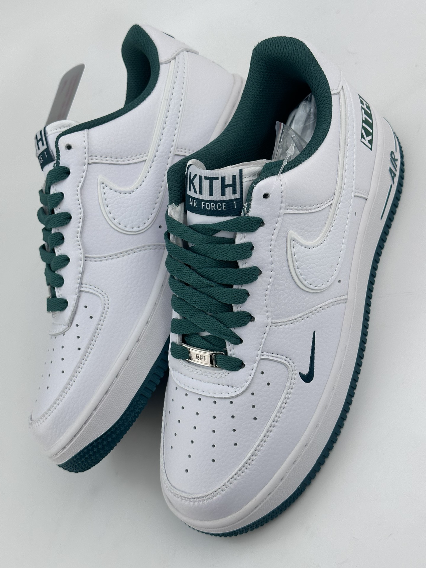 Nike Air Force 1 Low 07 x Kith 联名白军绿 KT1659-003