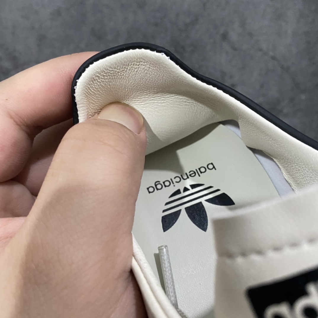 图片[6]-【Good版本】Balenciaga x Adidas Originals StanSmith巴黎世家阿迪达斯联名款史密斯做旧风运动鞋设计简洁 其流线鞋头设计和疏孔三间成为全球的时尚指标 这种皮革运动鞋配备饰有三叶标志的鞋踭垫 皮革衬里缔造舒适的穿着体验  尺码 35 36 37 38 39 40 41 42 43 44 45-莆田鞋批发中心